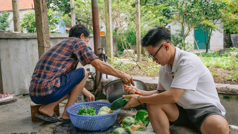 Tam Coc Cycling & Rowing Journey (7)